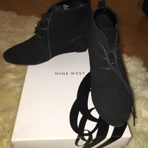 Nine West Suede black booties